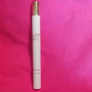 Thierry Muglar Alien